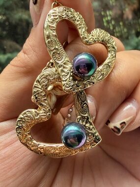 Gold Heart Pearl Dangle Earrings Hawaiian Style Vintage Look